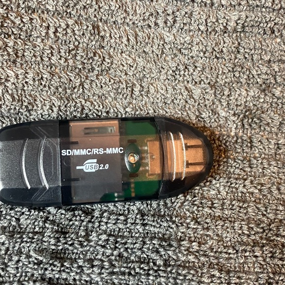Insten SD/MMC/R/S-MMC Adapter USB 2.0 - Picture 3 of 6